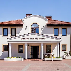 3* Мини-отель Dworek Pani Walewska